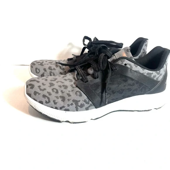 Avia Sneakers Women's Sz. 10 Gray Leopard Print Memory Foam Deluxe Lightweight - Picture 1 of 10